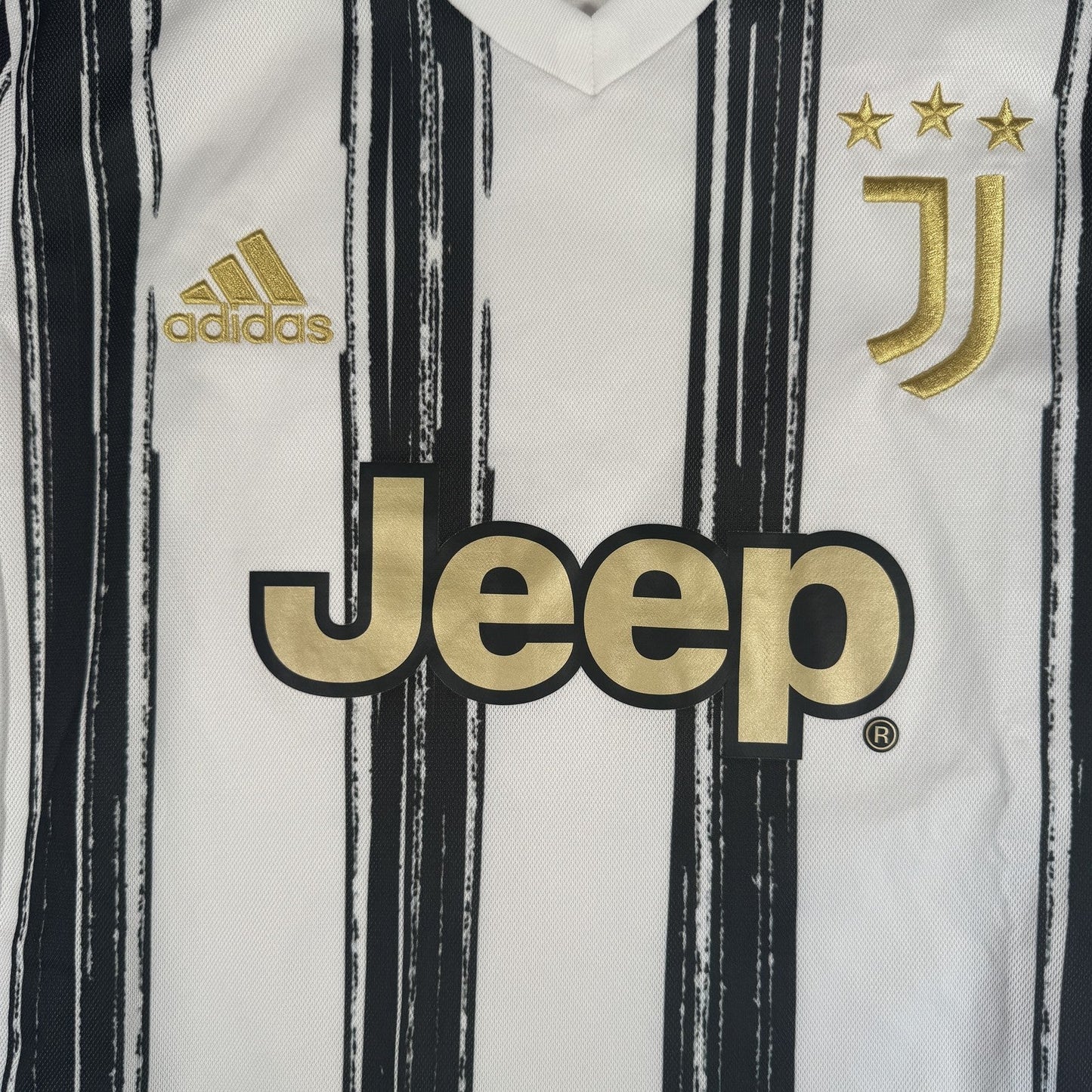 Juventus 2020/2021 Home Football Shirt  Small