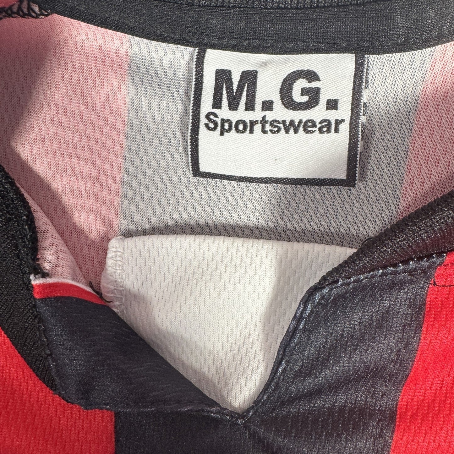 Shrewsbury Town 2006/2007 Away Football Shirt  Large