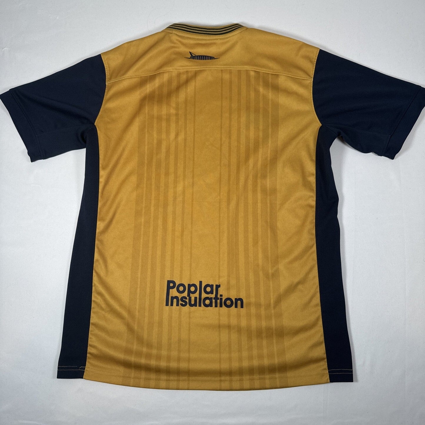 Bristol City 2016/2017 Away Football Shirt   Medium