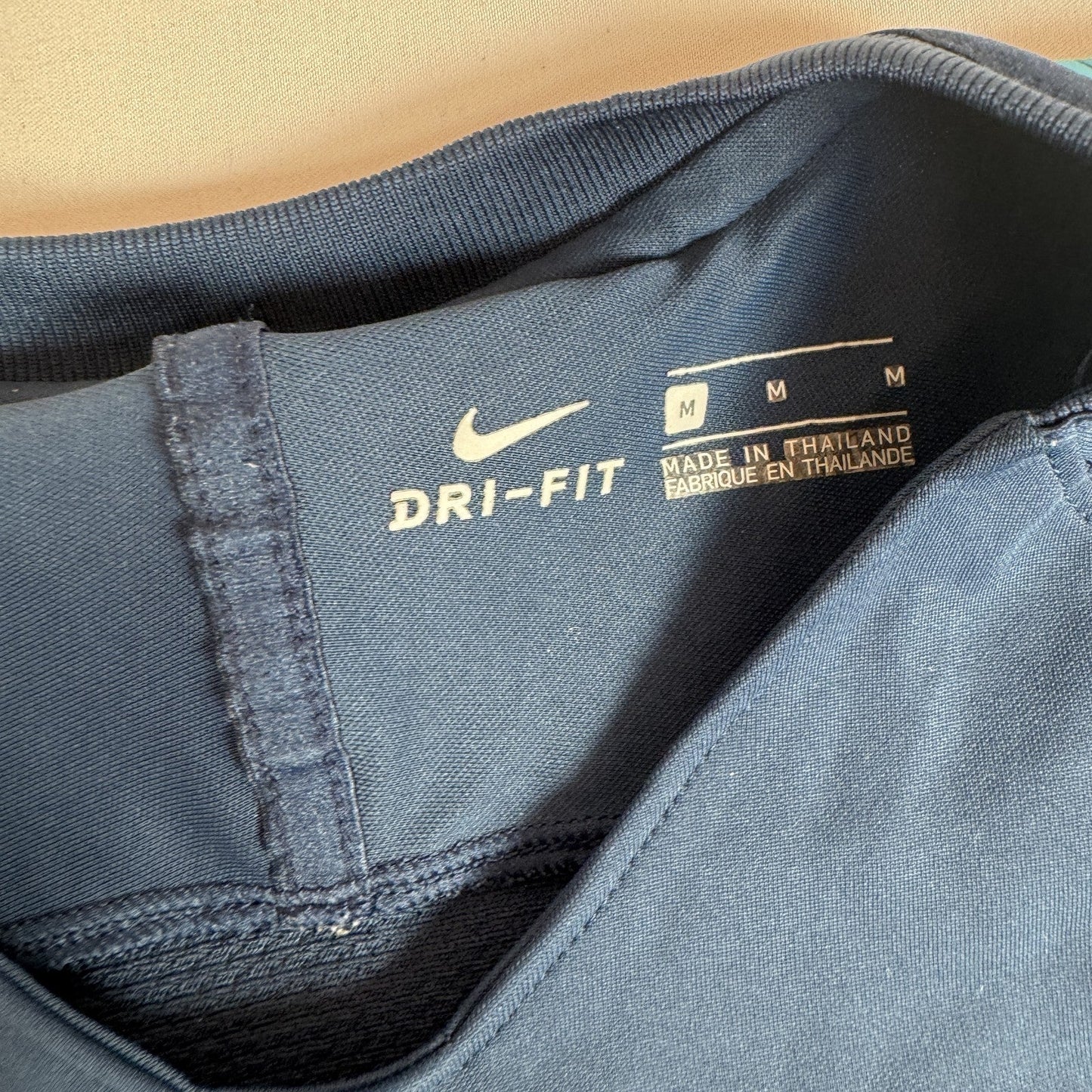 Hertha Berlin 2018/2019 Training Football Shirt  Medium