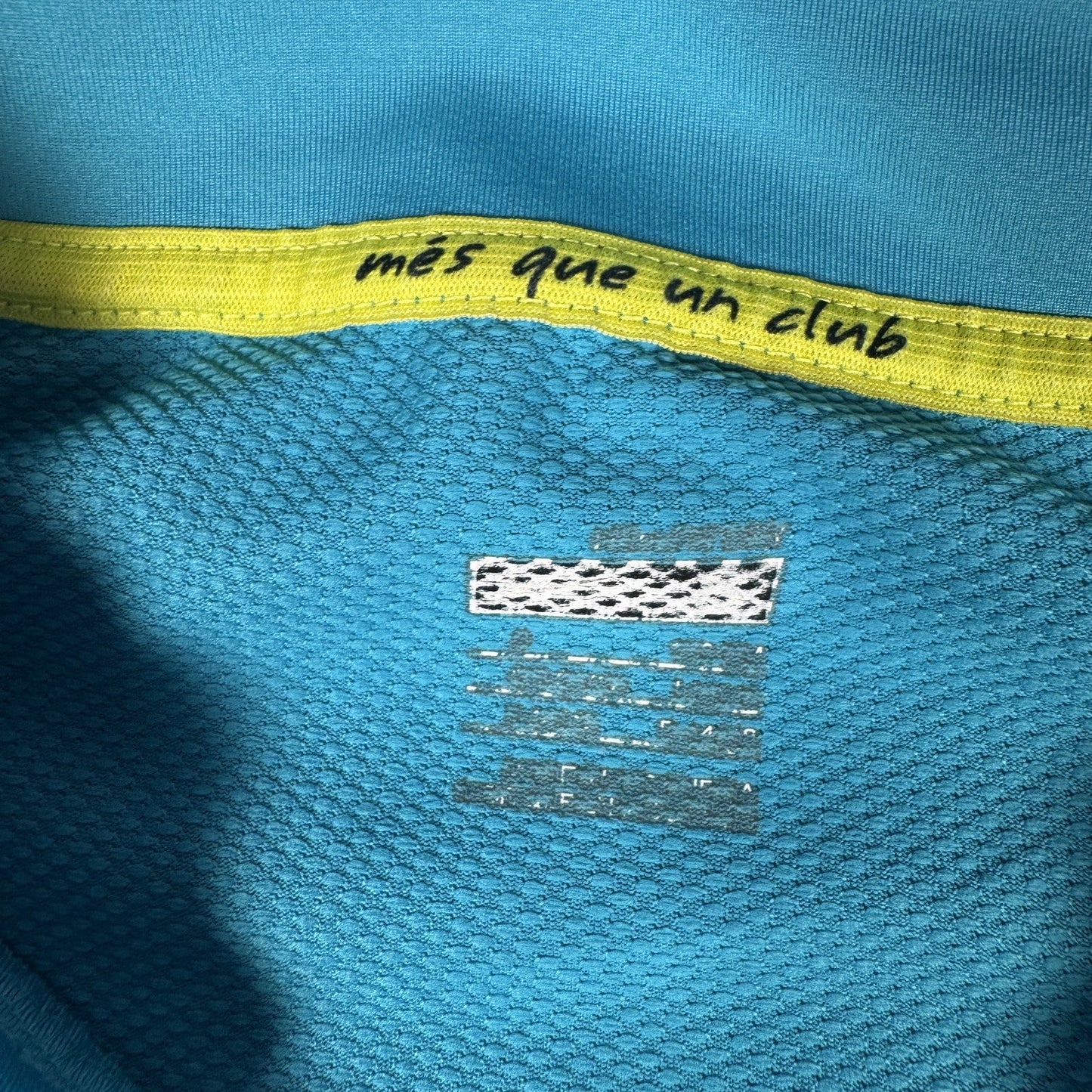 Barcelona 2007/2008 Away Football Shirt  Small 237743-414