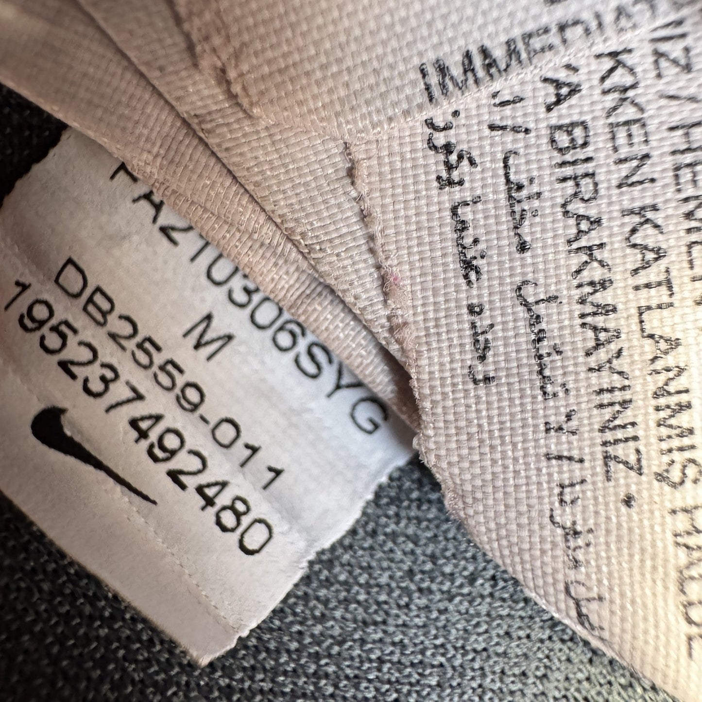 Liverpool 2021/2022 Goalkeeper Football Shirt  Medium