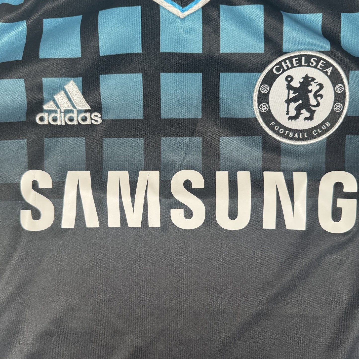 Chelsea 2011/2012 Away Football Shirt  Small