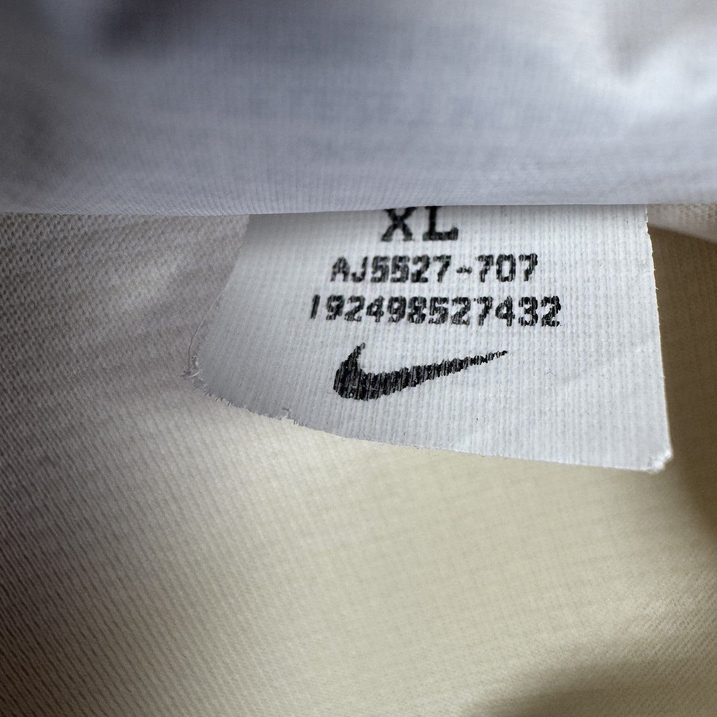 Club America 2019/2020 Home Football Shirt  Medium