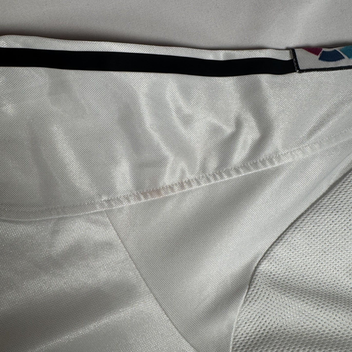 Real Madrid 2004/2005 Home Football Shirt  Medium