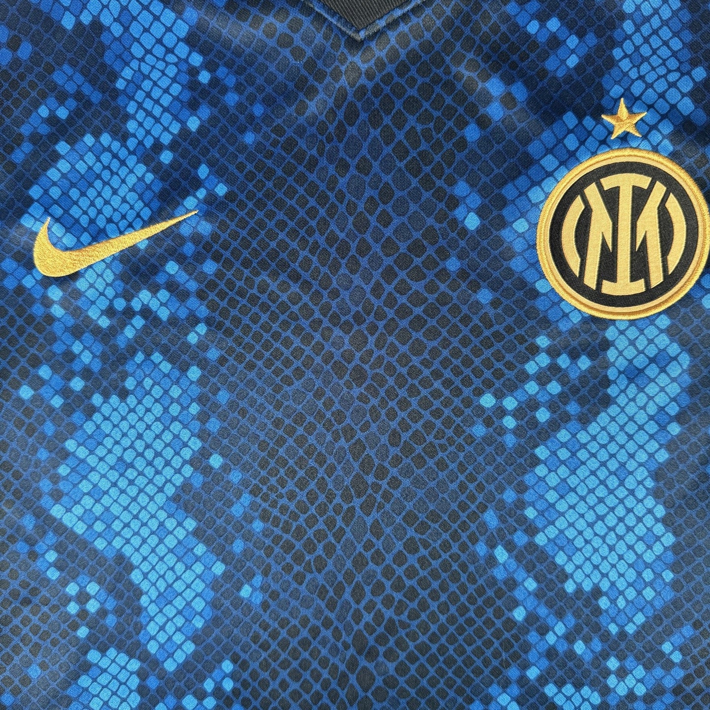 Inter Milan 2021/2022 Home Football Shirt Small