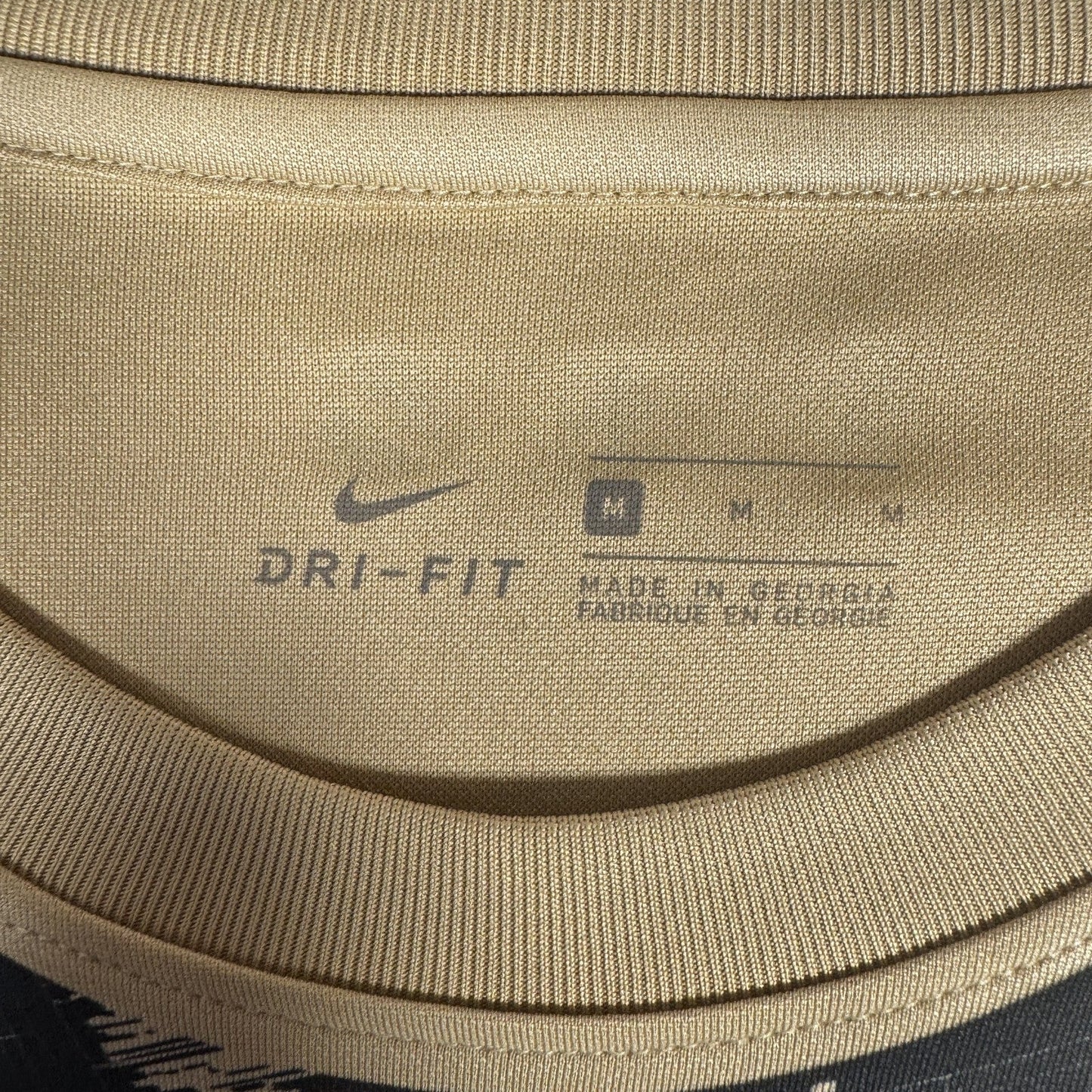 FC Utrecht 2021/2022 Third Football Shirt  Medium