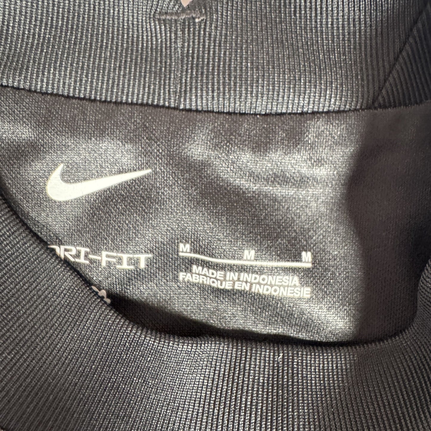 Liverpool 2021/2022 Goalkeeper Football Shirt  Medium