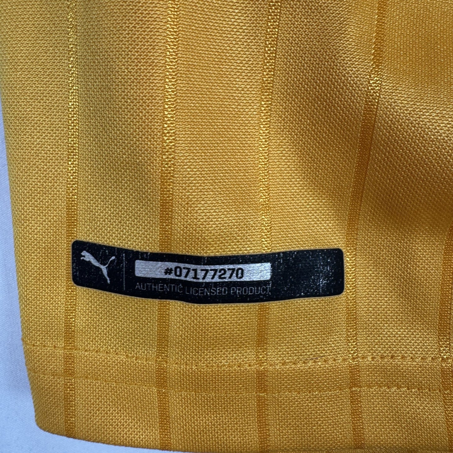 Arsenal 2016/2017 Away Football Shirt  Small