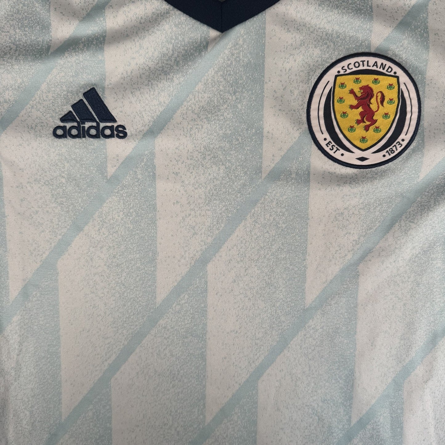 Scotland 2020/2021/2022 Away Football Shirt  Small