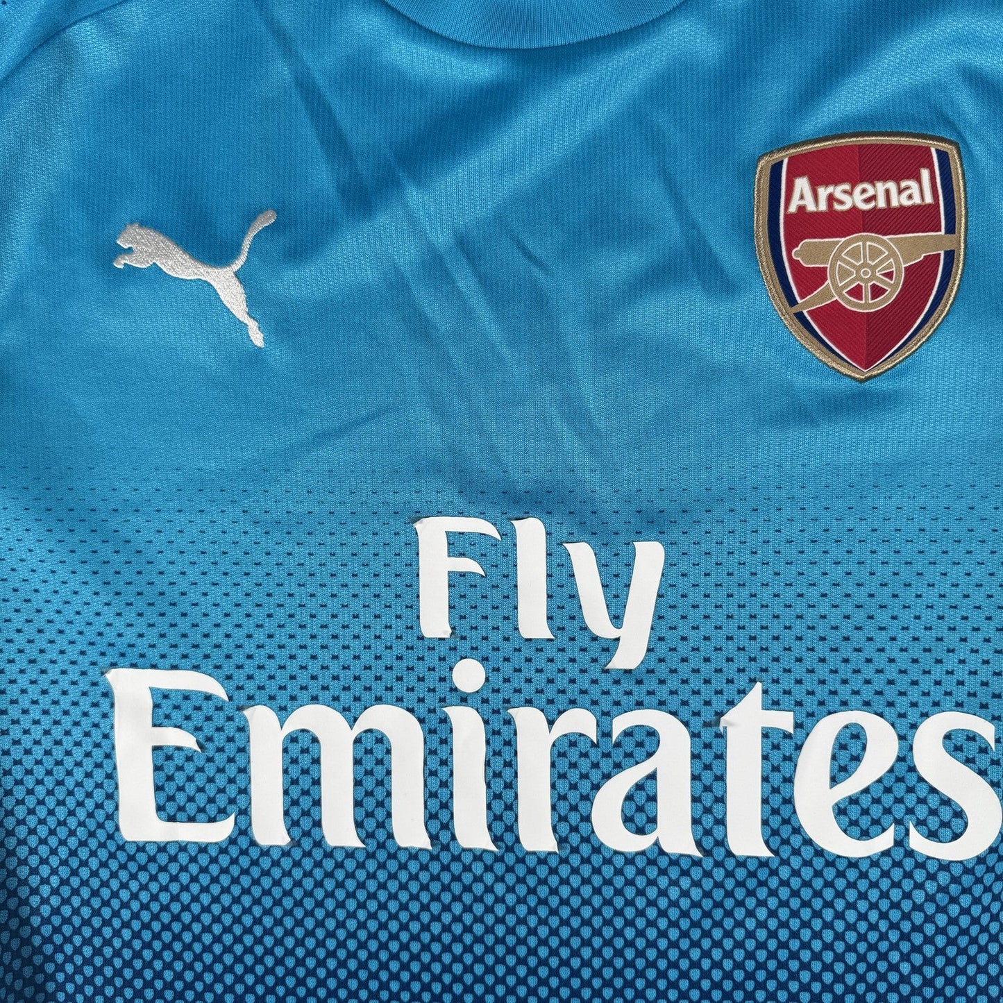 Arsenal 2017/2018 Away Football Shirt  Medium
