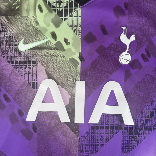 Tottenham Hotspur 2021/2022 Third Football Shirt Medium