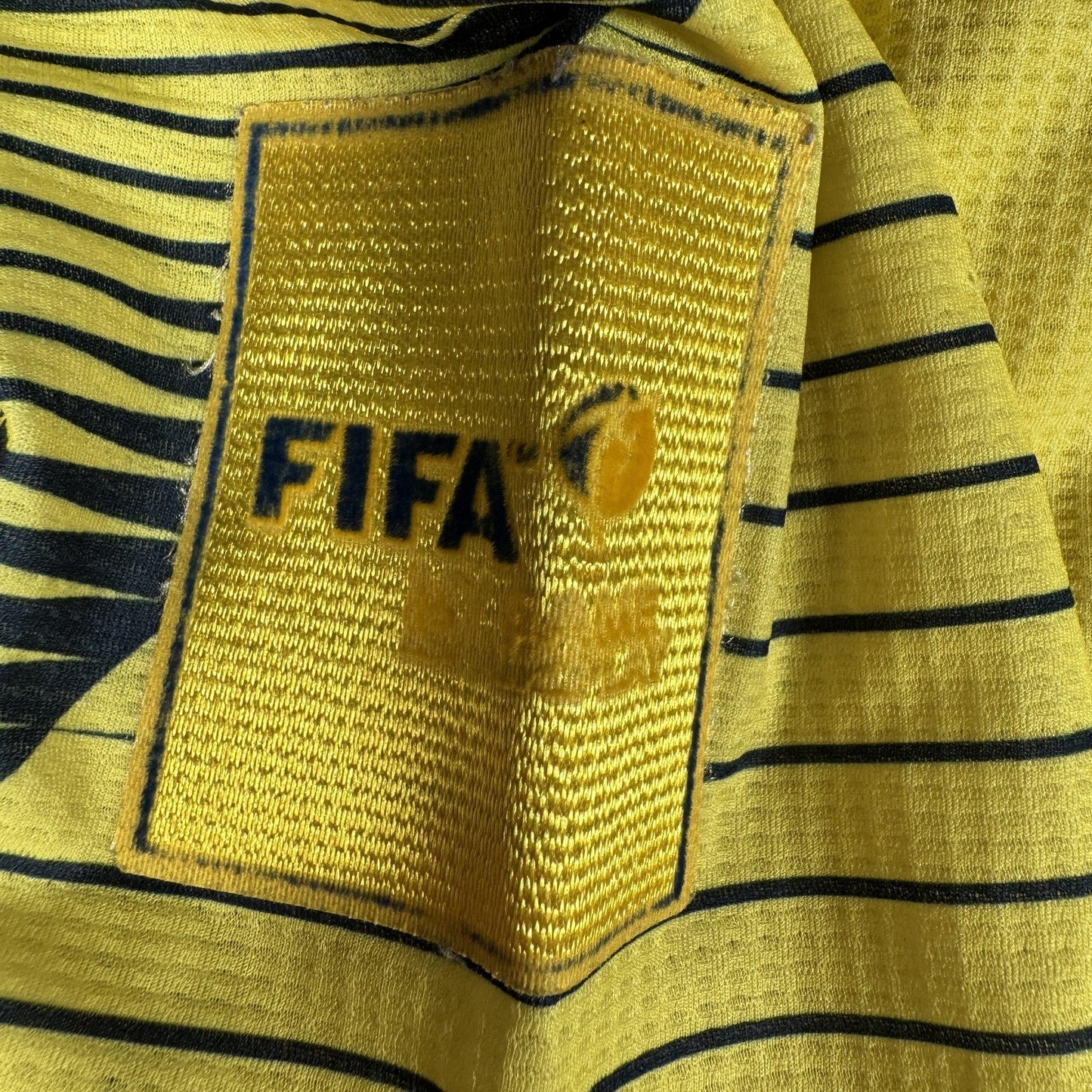 Colombia 2019/2020 Home Player Spec Football Shirt  Medium