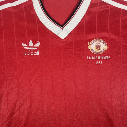 Manchester United 1983/1984 FA Cup Winners Home Football Shirt Medium