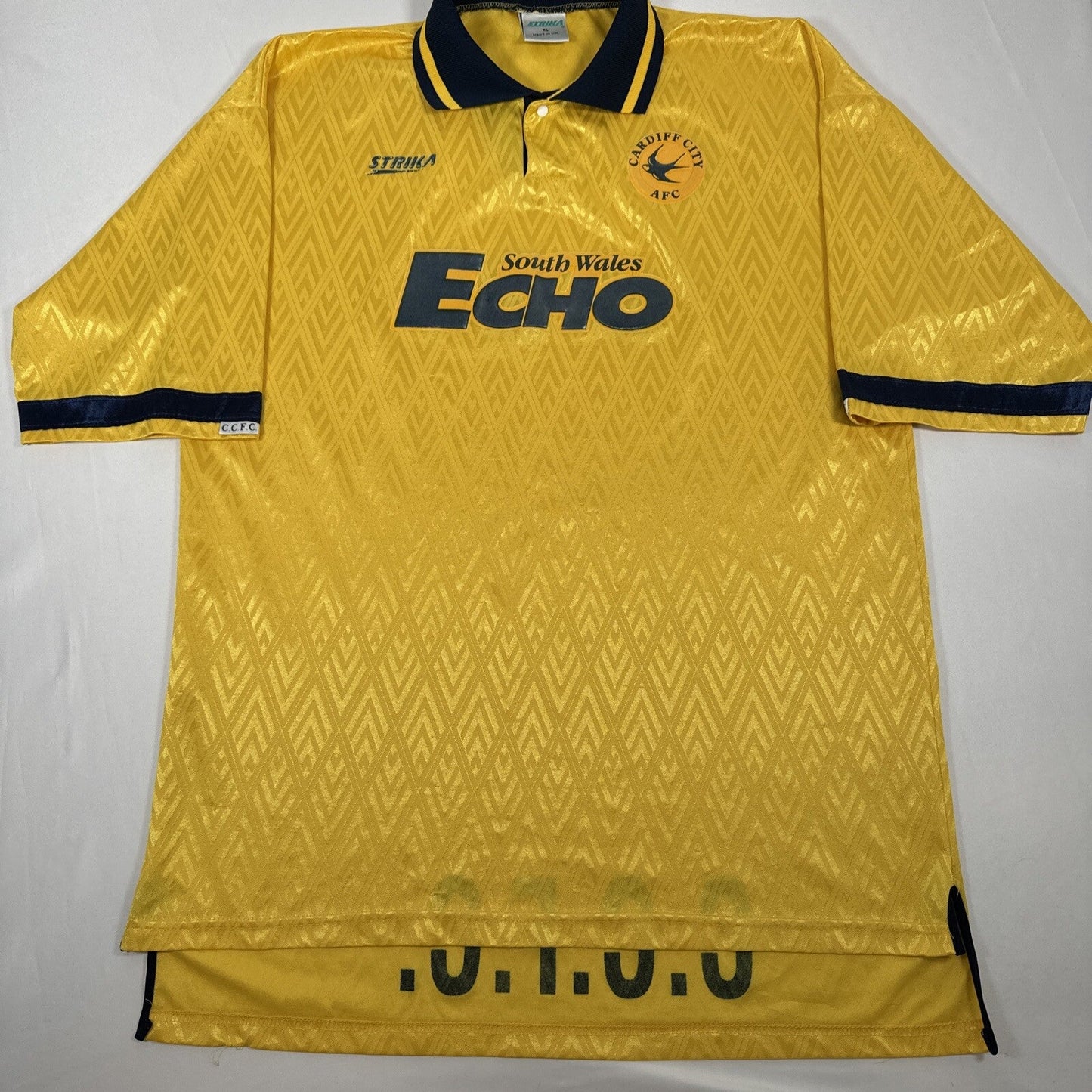 Cardiff City 1994/1995 Away Football Shirt   XL