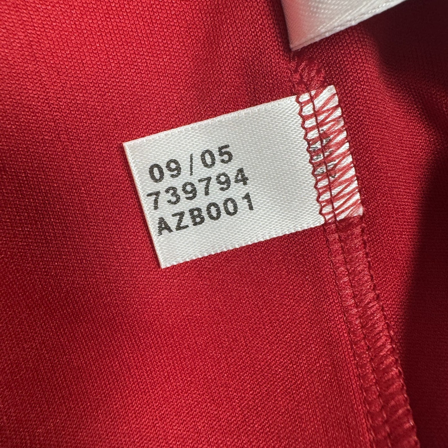 Denmark 2006/2007/2008 Home Football Shirt  Medium