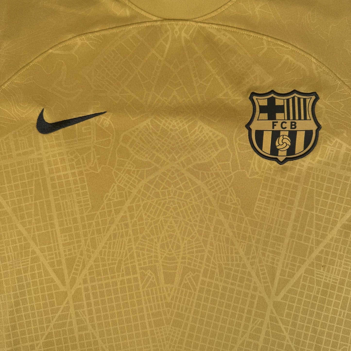 Barcelona 2022/2023 Away Football Shirt  XL