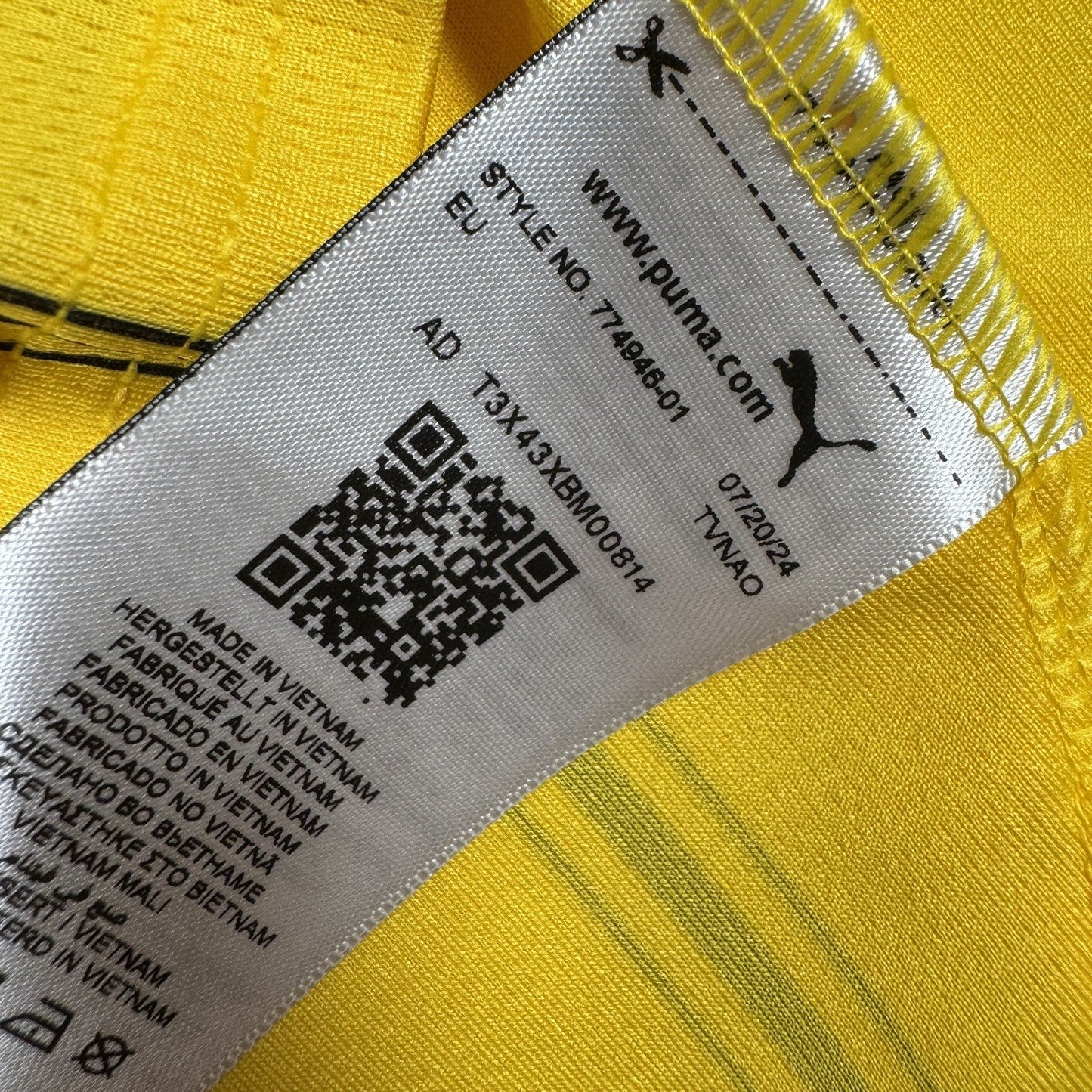 Borussia Dortmund 2024/2025 Home Football Shirt  Large