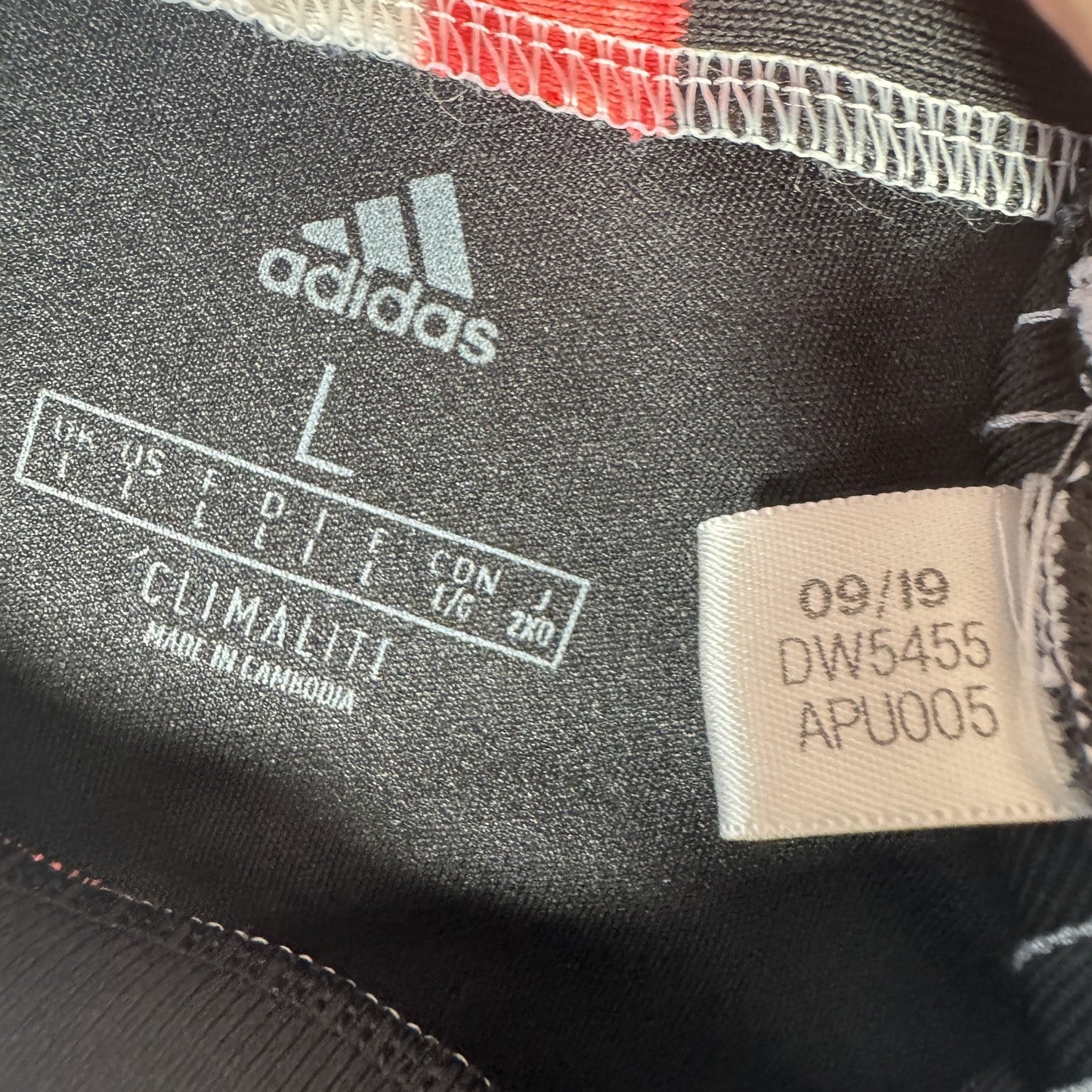 Juventus 2019/2020 Home Football Shirt  Large