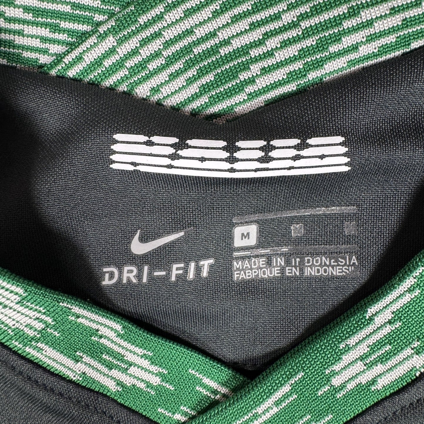 Nigeria 2020/2021/2022 Away Football Shirt  Medium