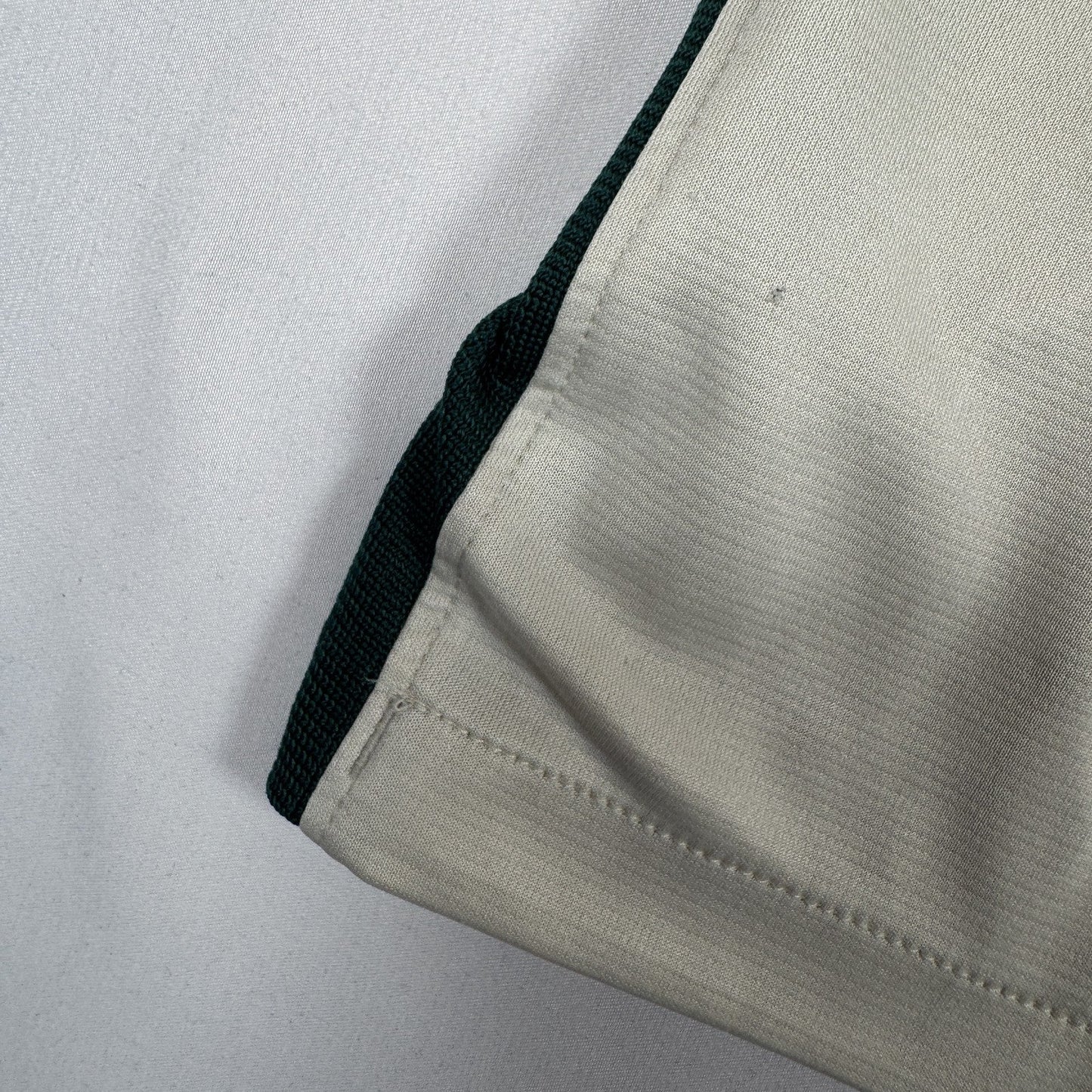 ALEXANDER-ARNOLD 66 Liverpool 2021/2022 Away Football Shirt Medium