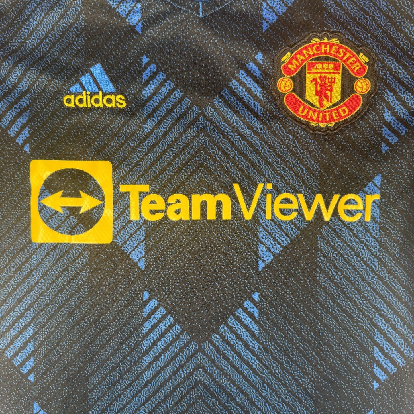 Manchester United 2021/2022 Third Football Shirt  Small