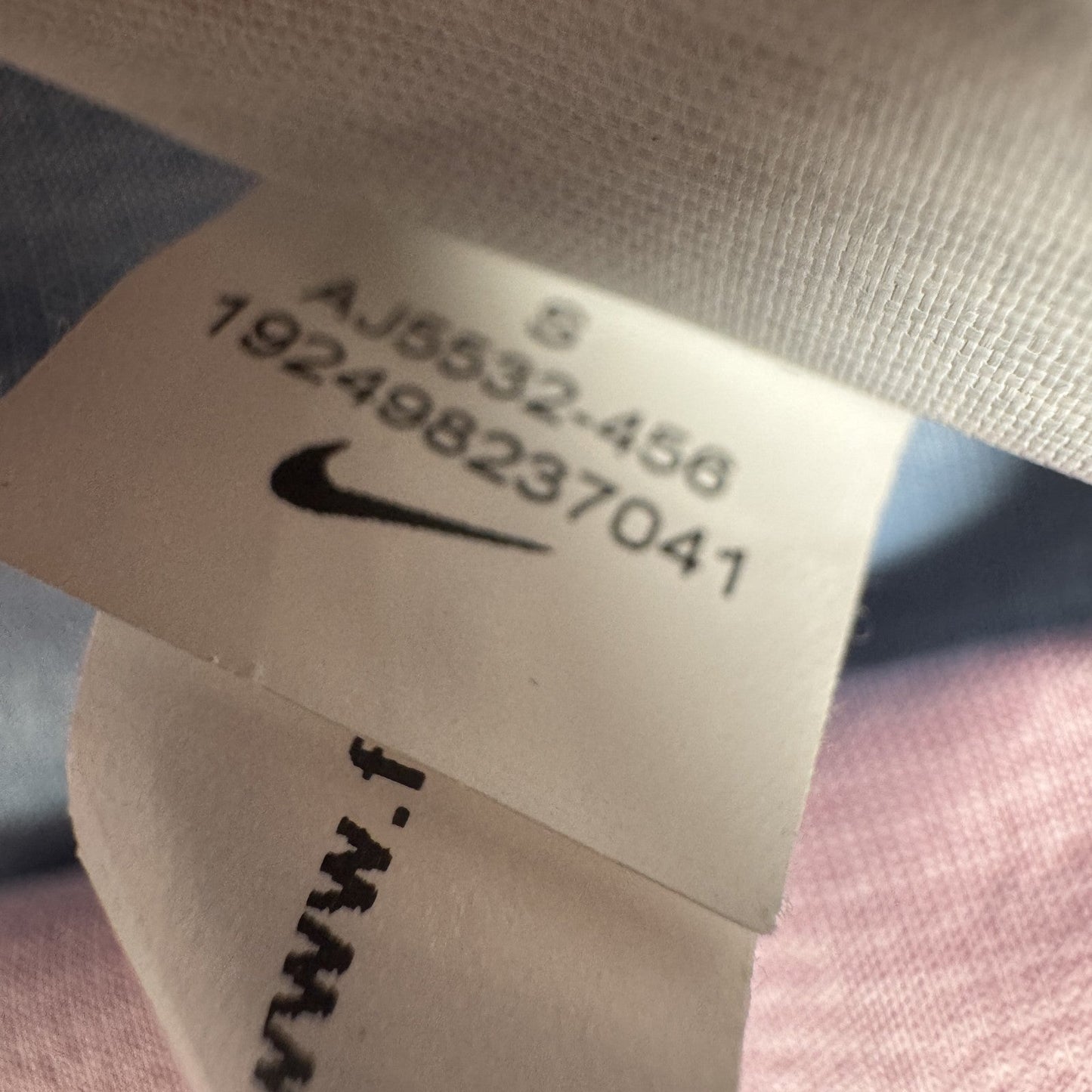 MESSI 10 Barcelona 2019/2020 Home Football Shirt  Small