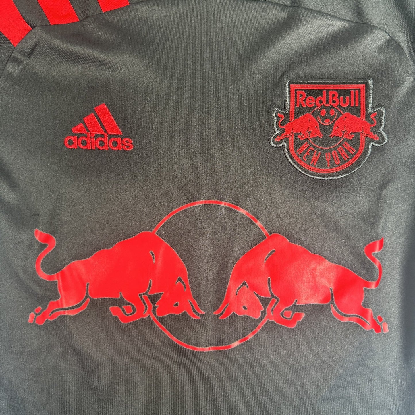 New York Red Bulls 2020/2021 Away Football Shirt  Small