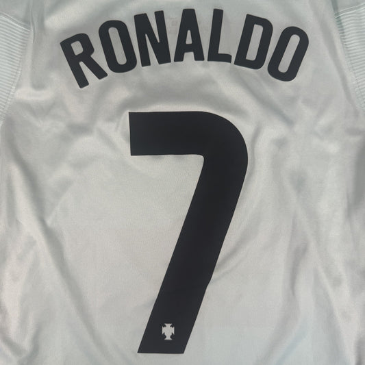 RONALDO 7 Portugal 2020/2021 Away Football Shirt  Small
