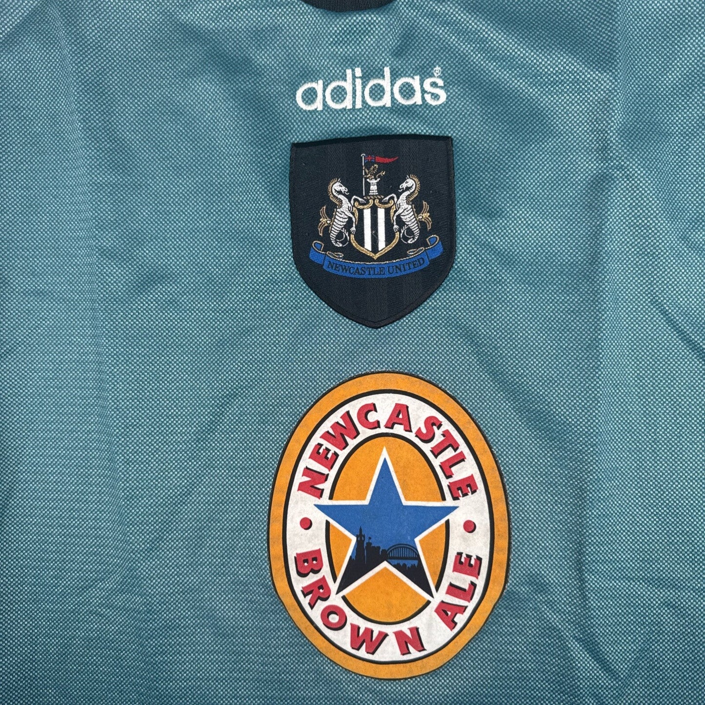 Newcastle United 1996/1997 Goalkeeper Football Shirt  Small