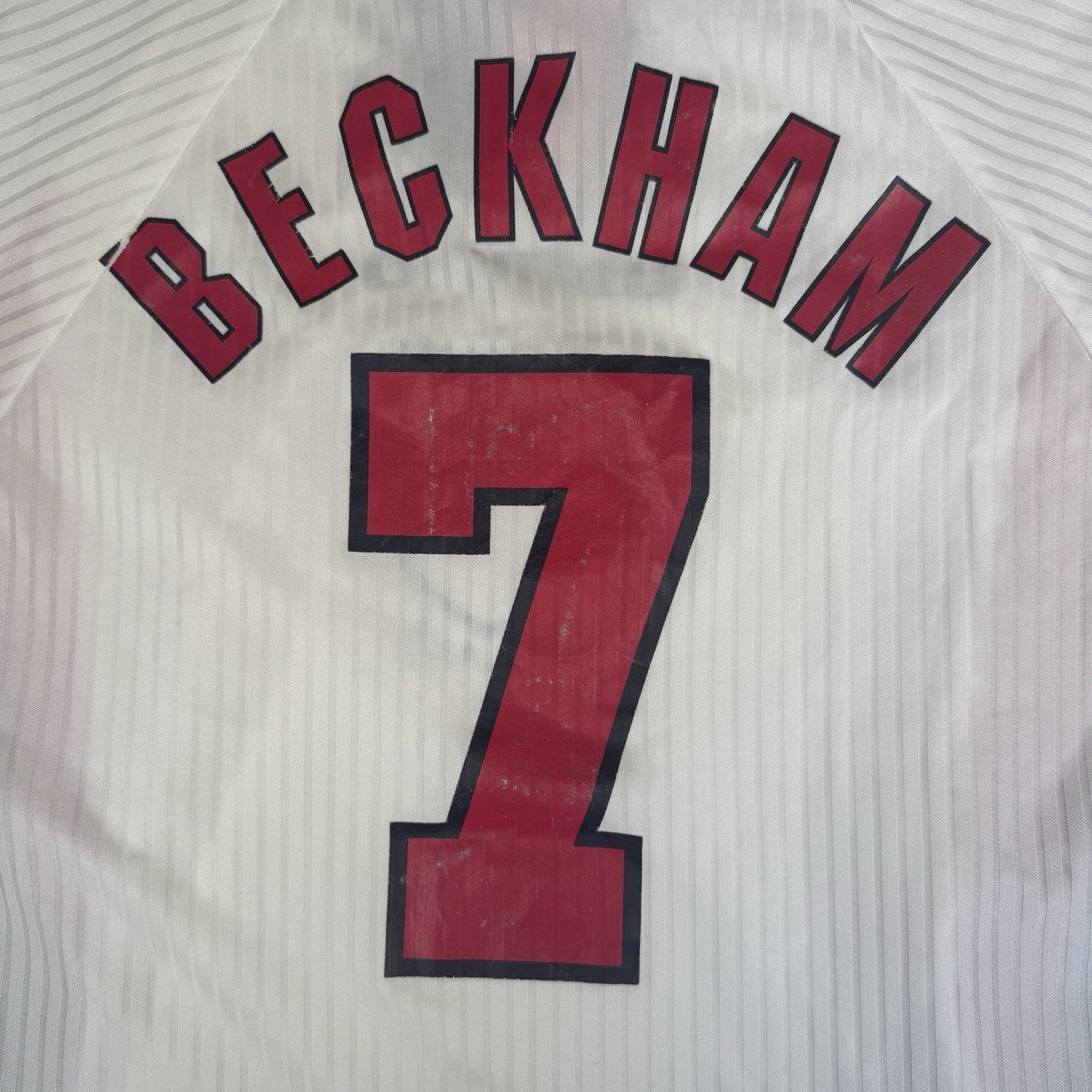 BECKHAM 7 England 1998/1999/2000 Home Football Shirt  Medium