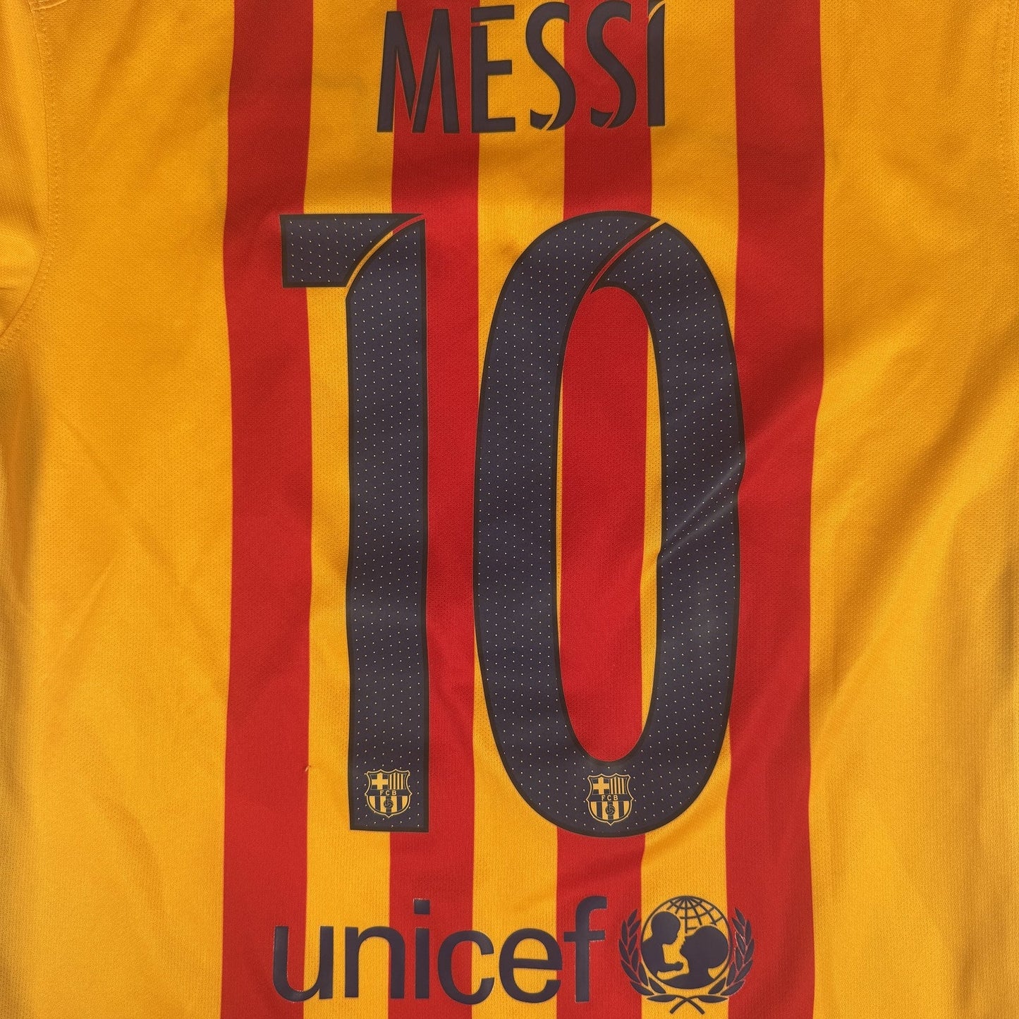 MESSI 10 Barcelona 2015/2016 Away Football Shirt  Small
