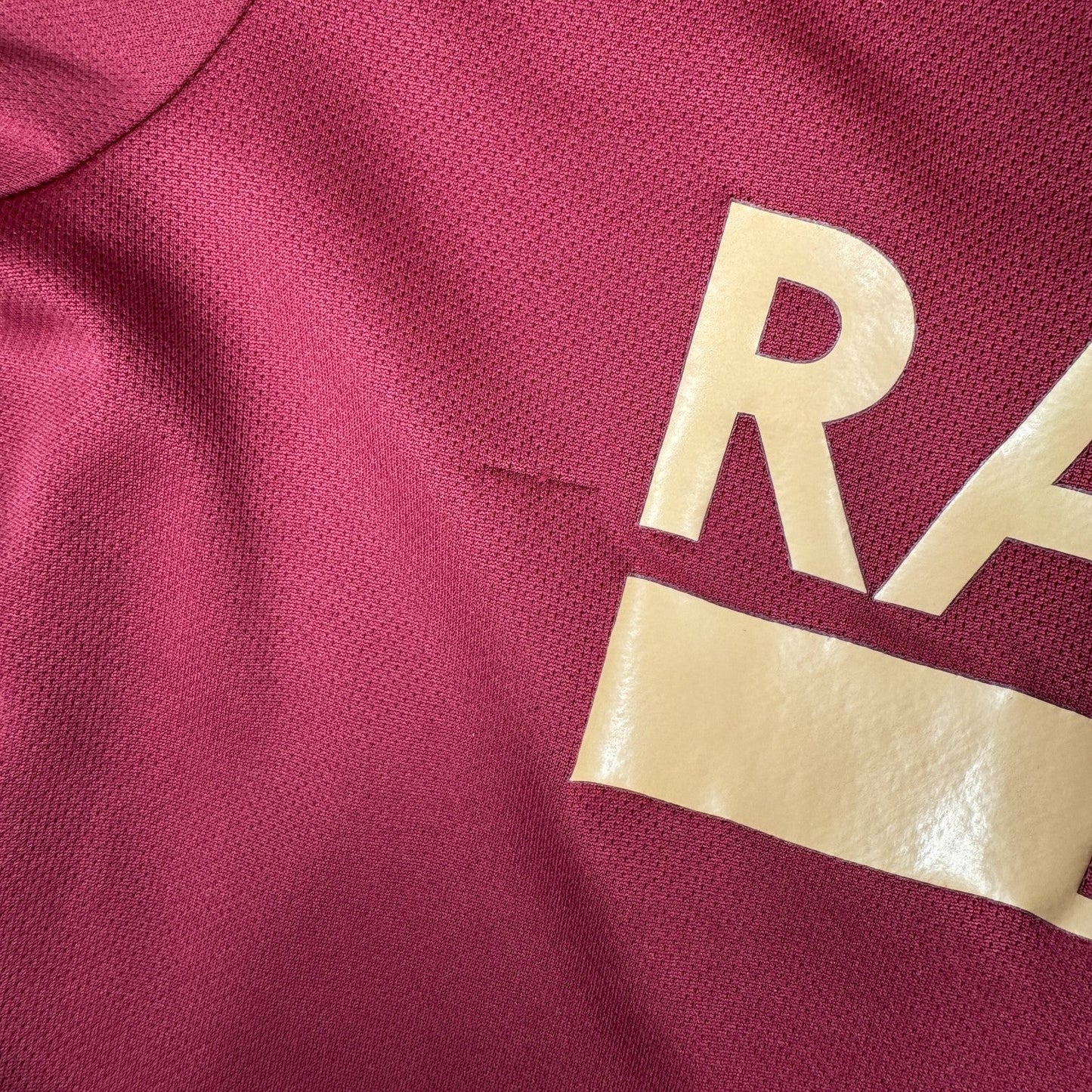 Sheffield United 2022/2023 Goalkeeper Football Shirt  Small