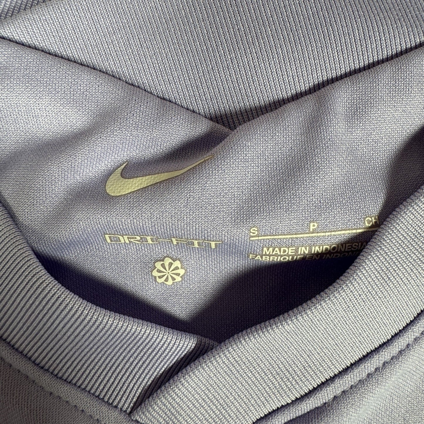 Barcelona 2021/2022 Away Football Shirt  Small