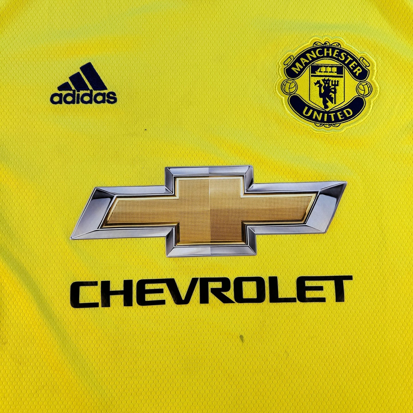 Manchester United 2020/2021 Goalkeeper Shirt - Medium -  Authentic EE2392