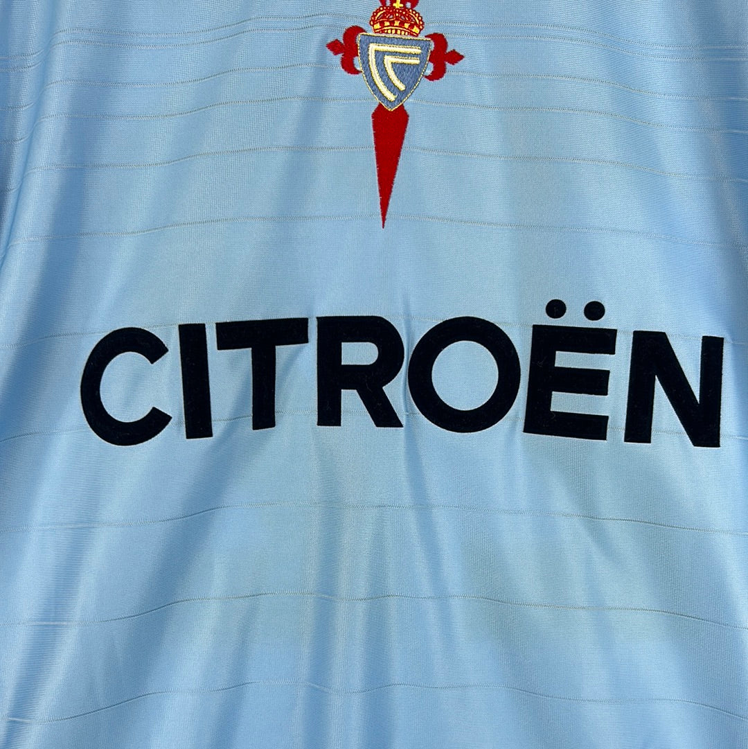 Celta Vigo 2003/2004 Player Issue Home Shirt - Luccin 22