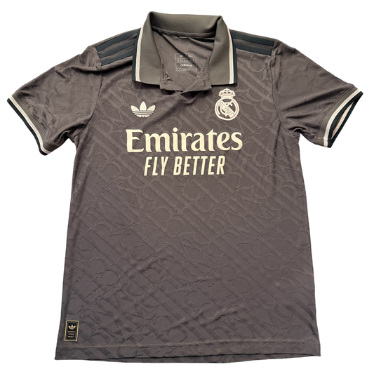 Real Madrid 2024/25 Away Shirt front