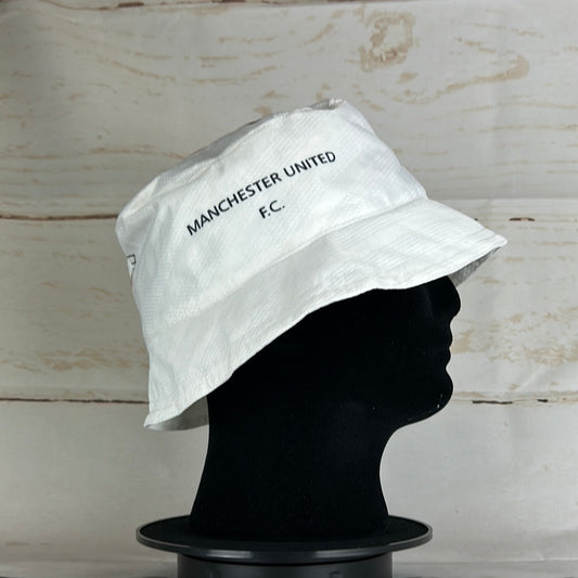Manchester United 96/97 Away Reworked Shirt Bucket Hat