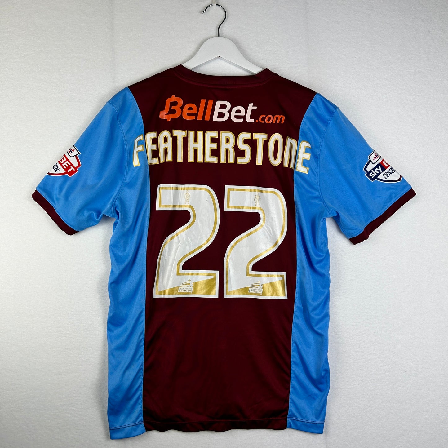 Scunthorpe United 2014/2015 Match Issued Home Shirt - Featherstone 22