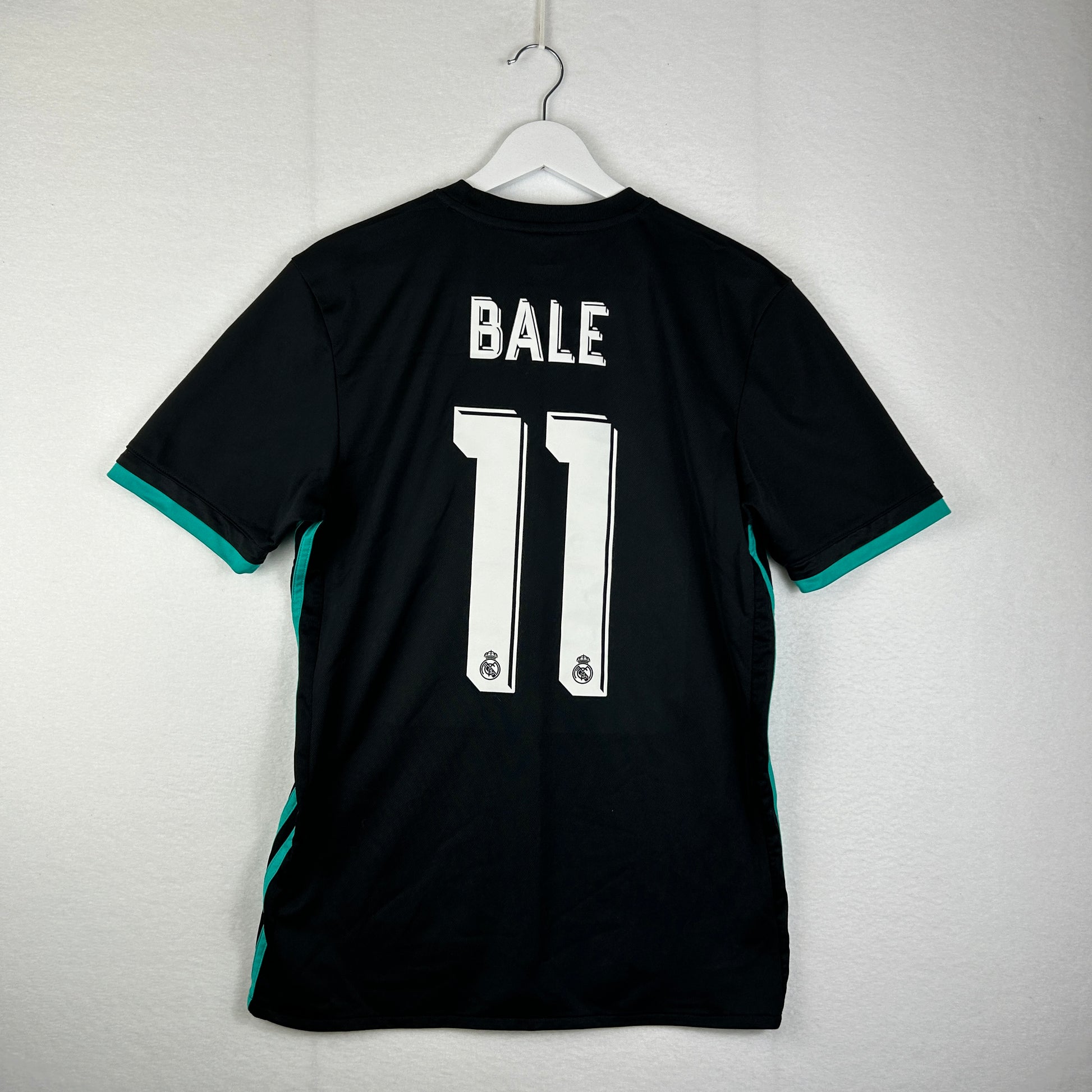 Real Madrid 2017/2018 Away Shirt Bale 11 print