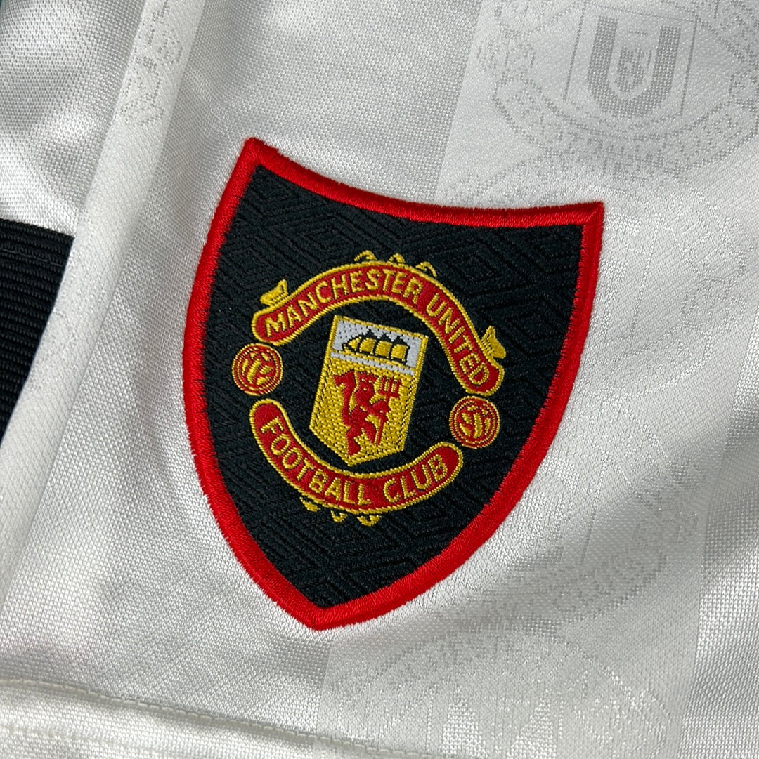 Manchester United 1998-1999 Away Shorts  - 30 Inch Waist - Excellent Condition