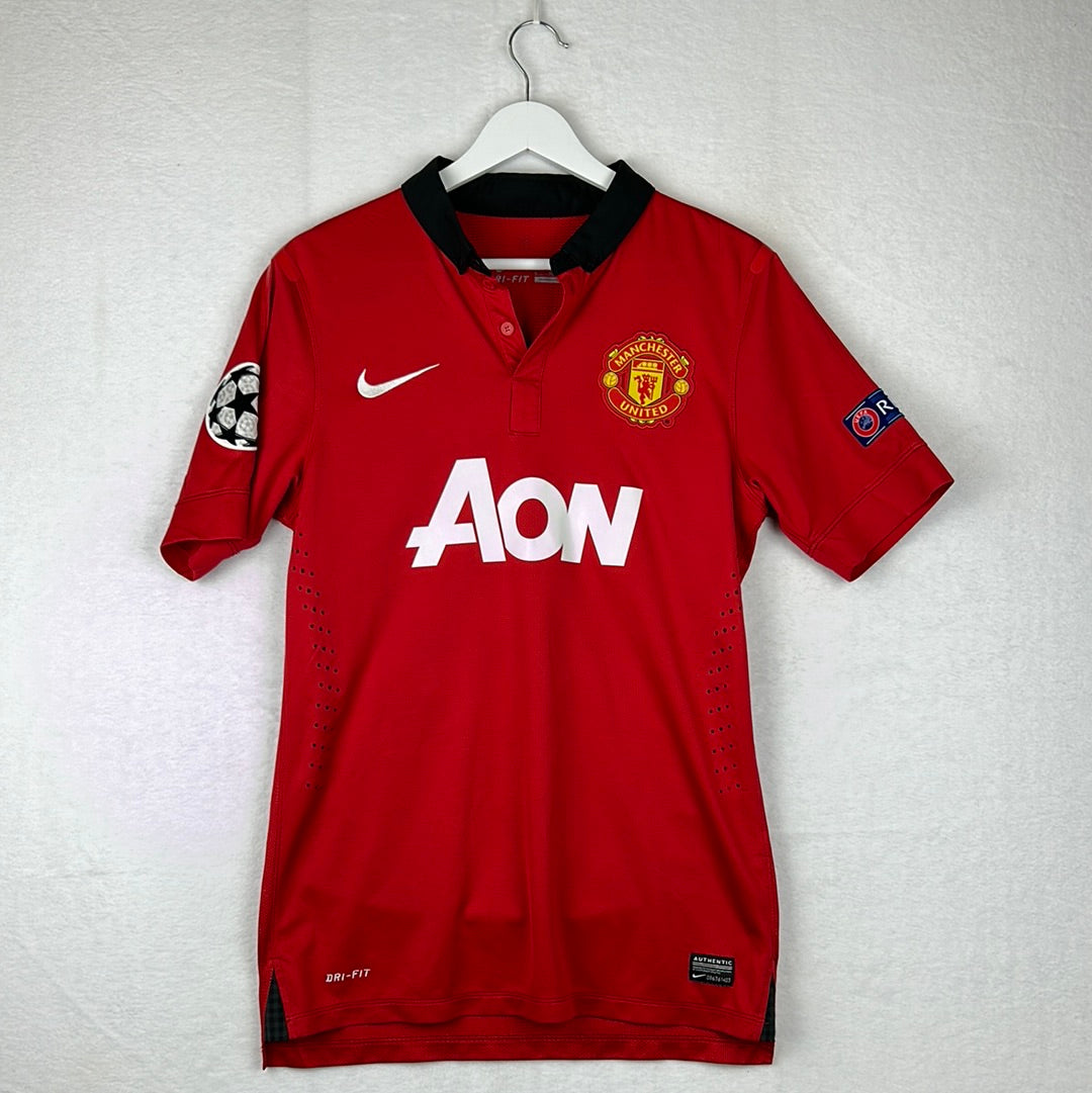 Manchester United 2013/2014 Player Issue Home Shirt - Chicharito 14 - Champions League