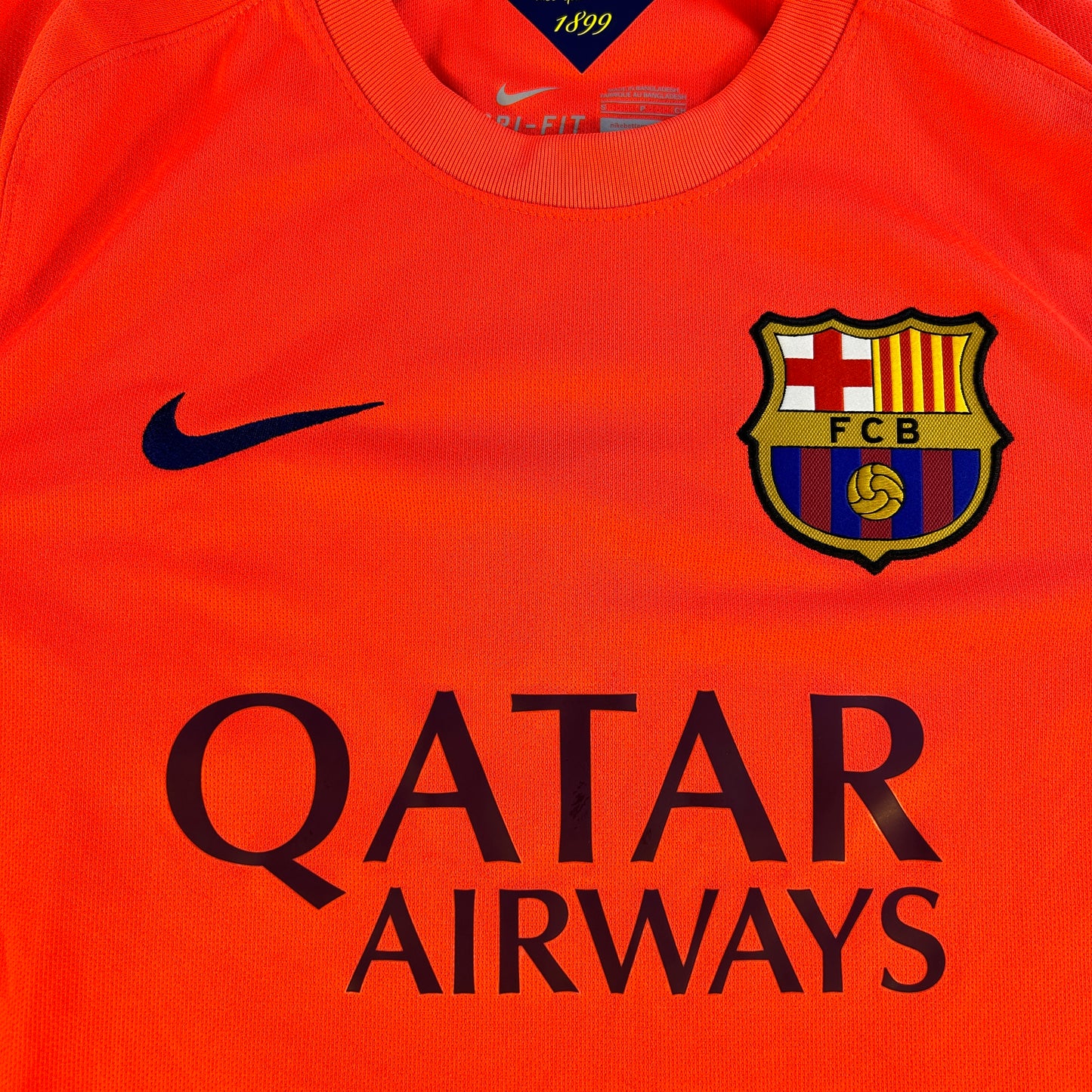 Barcelona 2014-2015 Away Shirt - Small - Excellent - Xavi 6