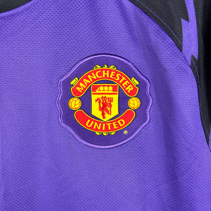 Manchester United 2010/2011 Away Goalkeeper Shirt - Large - Van Der Sar 1