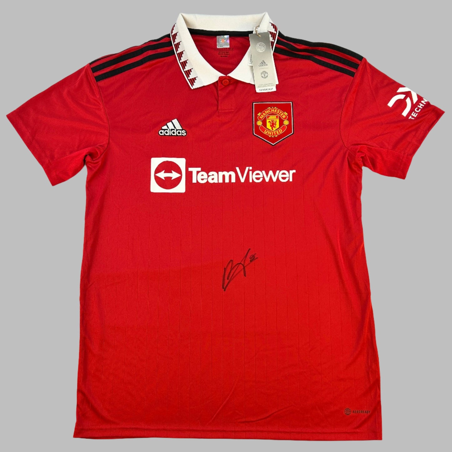 Manchester United 2022/2023 Signed Home Shirt - Bruno Fernandes - MUFC COA