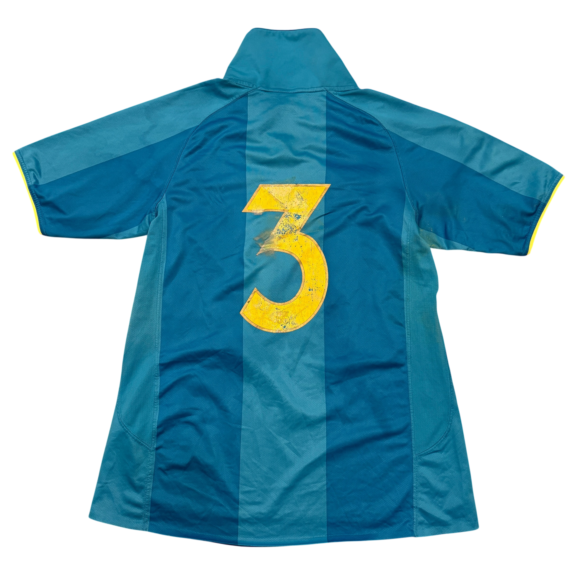 Blue sports jersey back with yellow number 3 on a white background