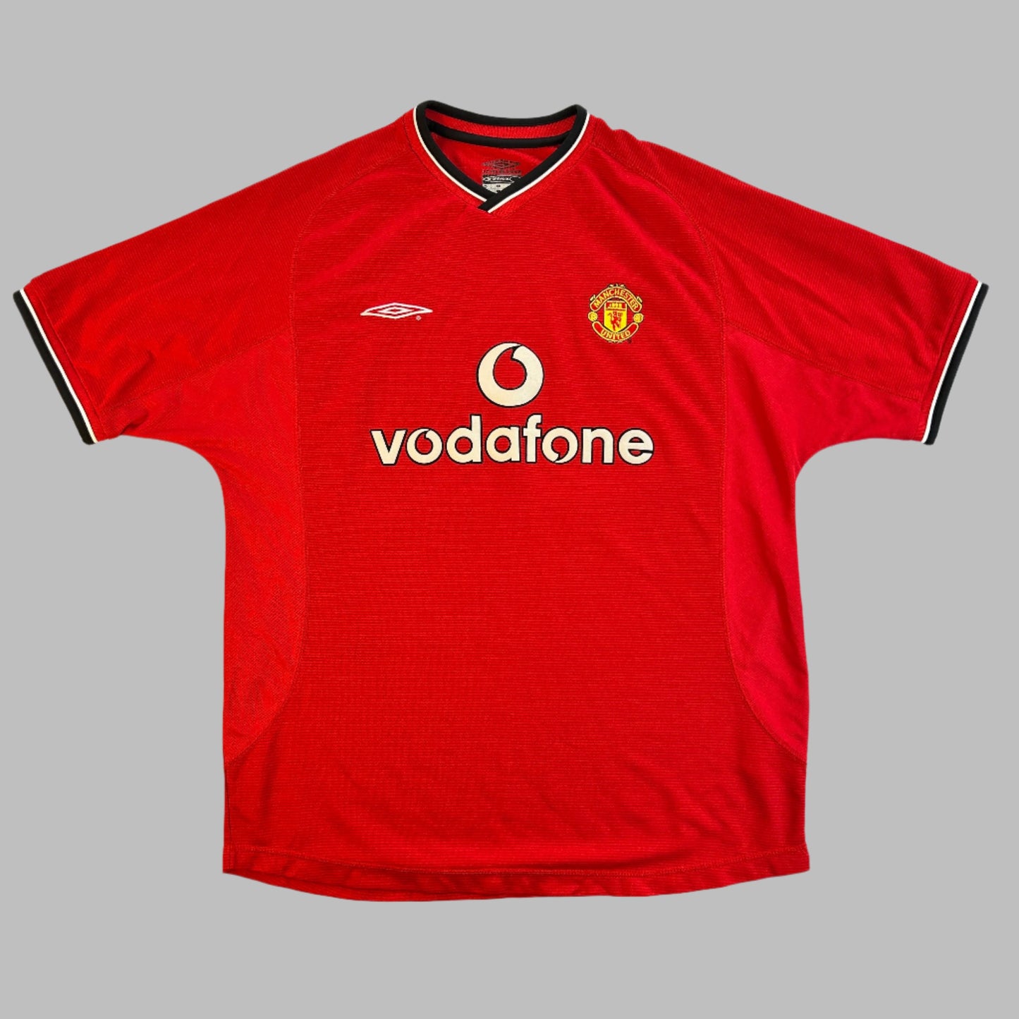 Manchester United 2000/2001 Home Shirt 