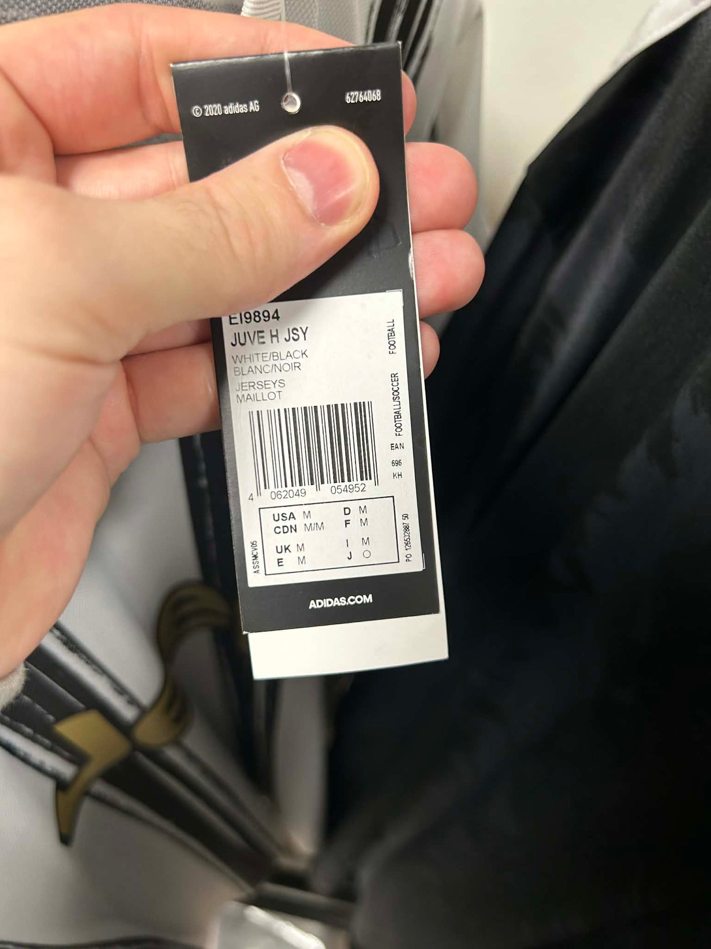 Juventus 2020-2021 Home Shirt (BNWT) M