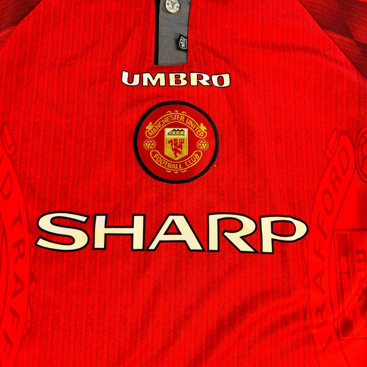 Manchester United 1996-1997-1998 Long Sleeve Home Shirt