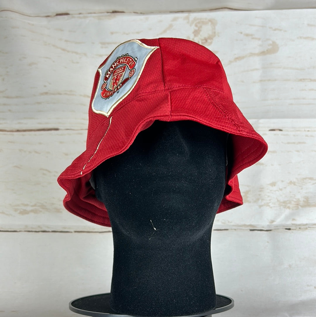 Manchester United 06/07 Upcycled Home Shirt Bucket Hat